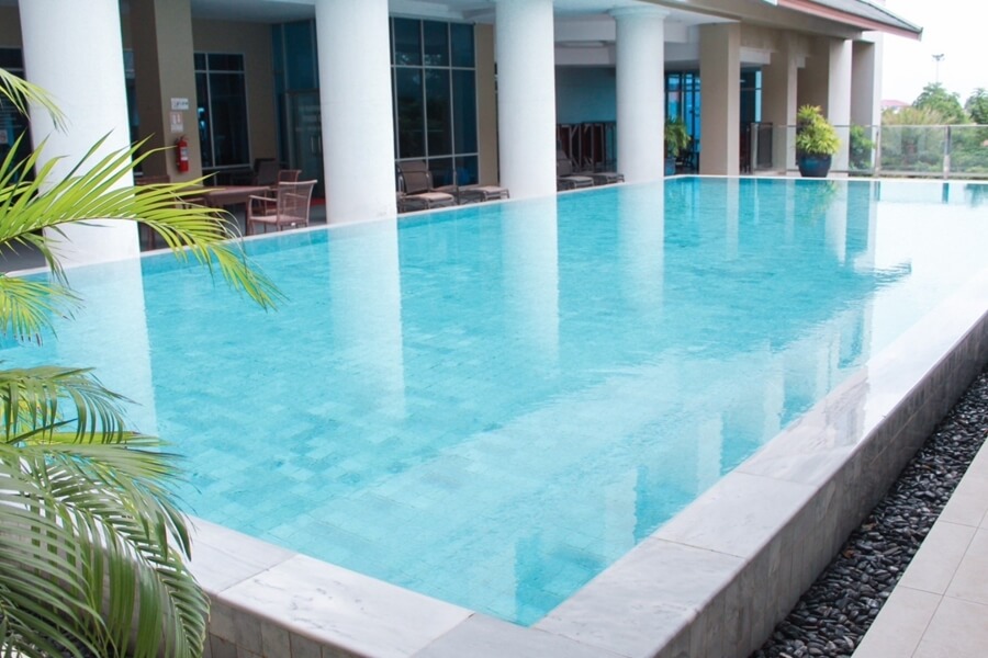 Krungsri River Hotel : Swimming pool